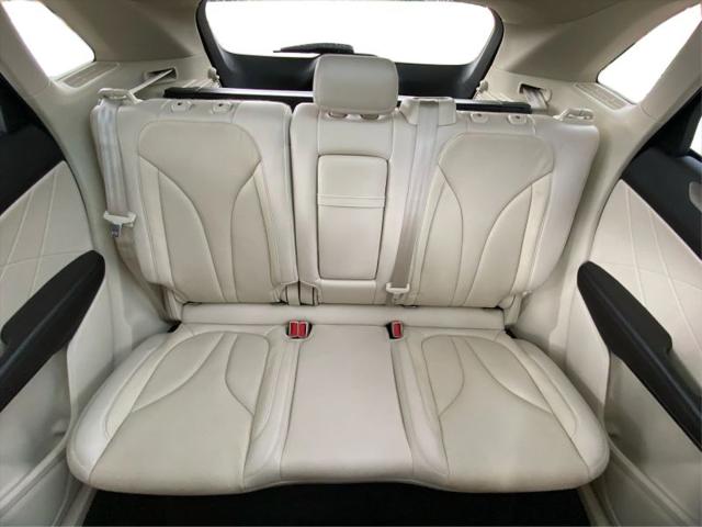 2015 Lincoln MKC Base
