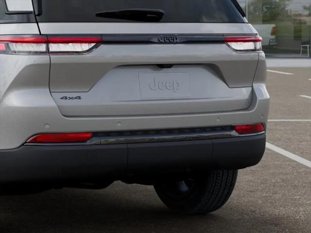 2025 Jeep Grand Cherokee Altitude X 4x4