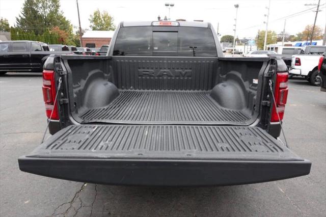 2022 Ram 1500 Big Horn Crew Cab 4x4 5'7" Box