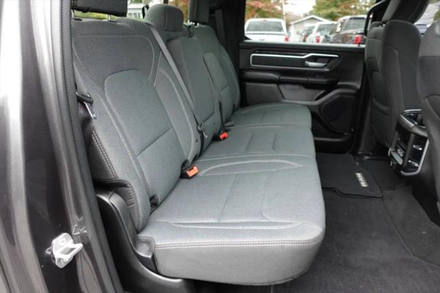 2022 Ram 1500 Big Horn Crew Cab 4x4 5'7" Box