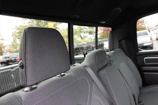 2022 Ram 1500 Big Horn Crew Cab 4x4 5'7" Box