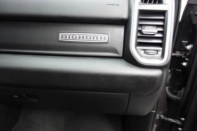 2022 Ram 1500 Big Horn Crew Cab 4x4 5'7" Box