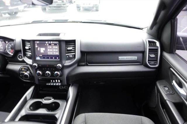 2022 Ram 1500 Big Horn Crew Cab 4x4 5'7" Box