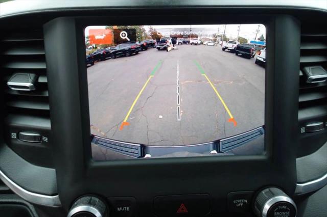 2022 Ram 1500 Big Horn Crew Cab 4x4 5'7" Box