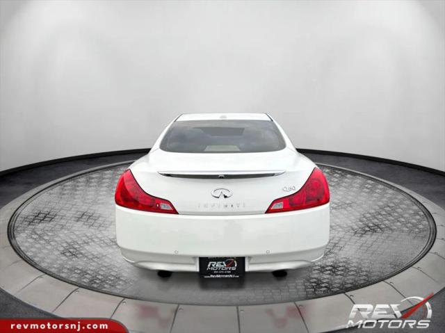 2014 INFINITI Q60 Journey
