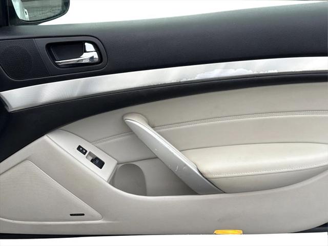 2014 INFINITI Q60 Journey