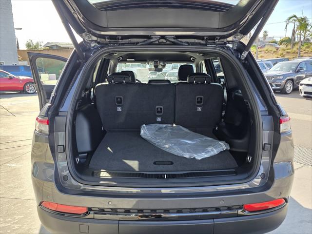 2025 Jeep Grand Cherokee Altitude 4x2