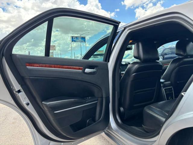 2013 Chrysler 300 Motown
