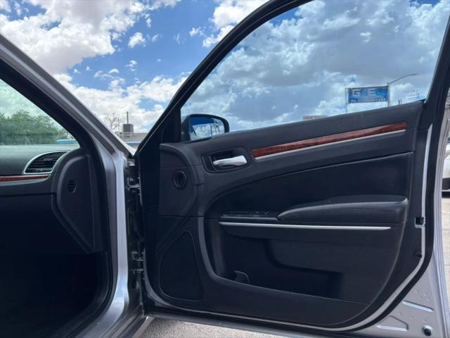 2013 Chrysler 300 Motown