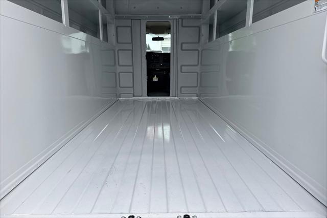 2025 Chevrolet Express Cutaway Work Van