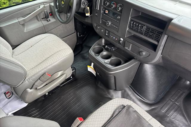 2025 Chevrolet Express Cutaway Work Van
