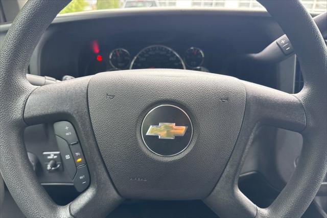 2025 Chevrolet Express Cutaway Work Van