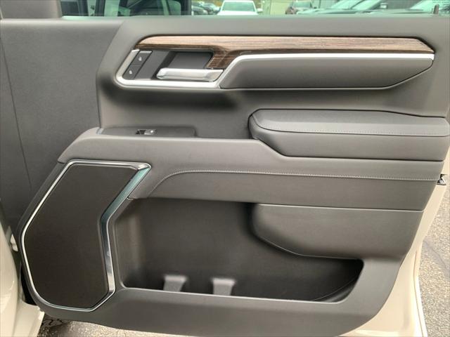 2026 GMC Sierra 2500HD Crew Cab, Standard Bed, SLE, 4WD