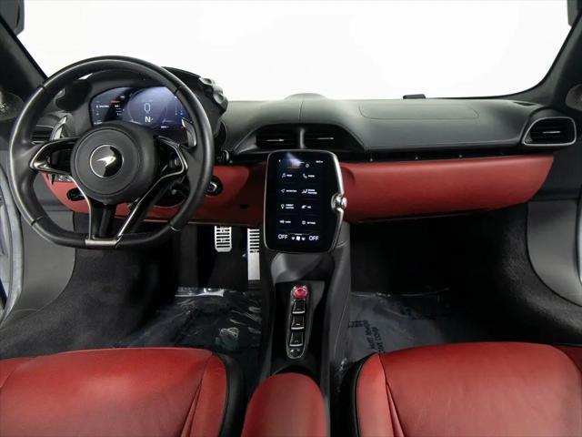 2023 McLaren Artura TechLux