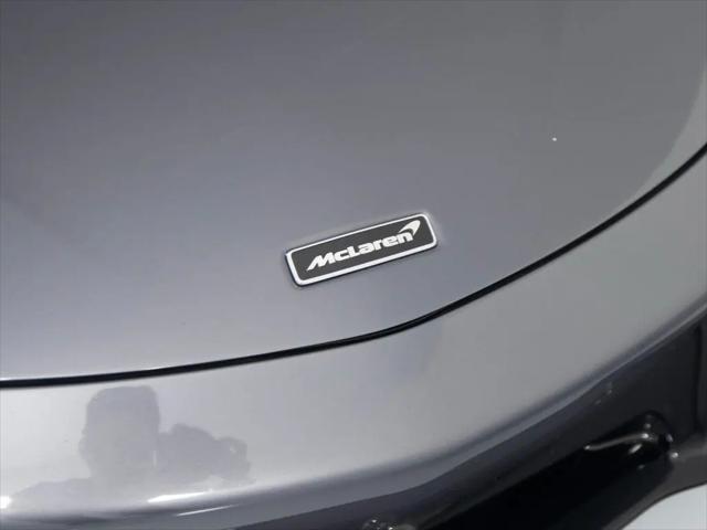 2023 McLaren Artura TechLux