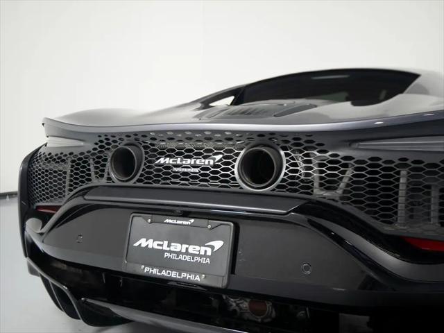 2023 McLaren Artura TechLux