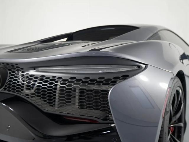 2023 McLaren Artura TechLux