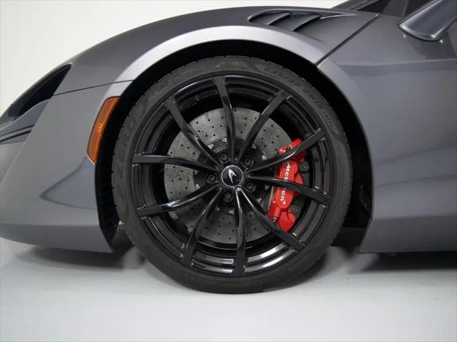 2023 McLaren Artura TechLux