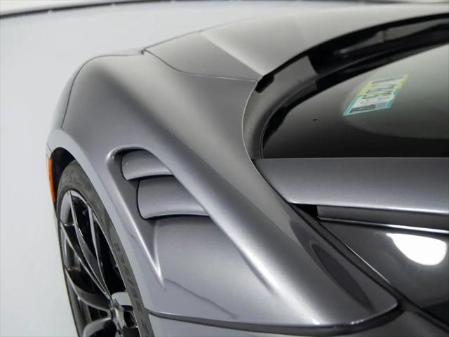 2023 McLaren Artura TechLux