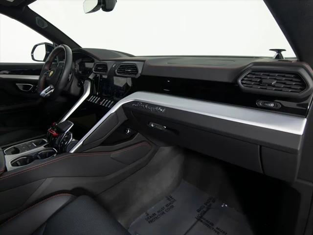 2024 Lamborghini Urus S
