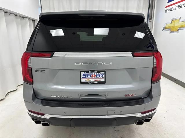 2025 GMC Yukon 4WD Denali