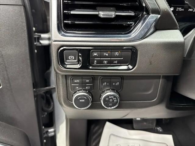 2025 GMC Yukon 4WD Denali