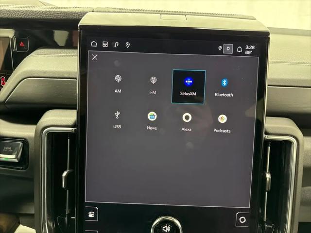 2025 GMC Yukon 4WD Denali