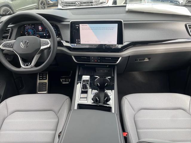 2026 Volkswagen Atlas Cross Sport SEL R-Line Black