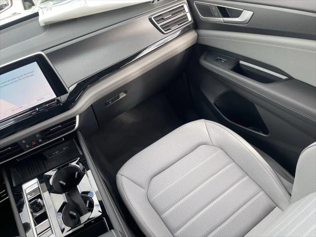 2026 Volkswagen Atlas Cross Sport SEL R-Line Black
