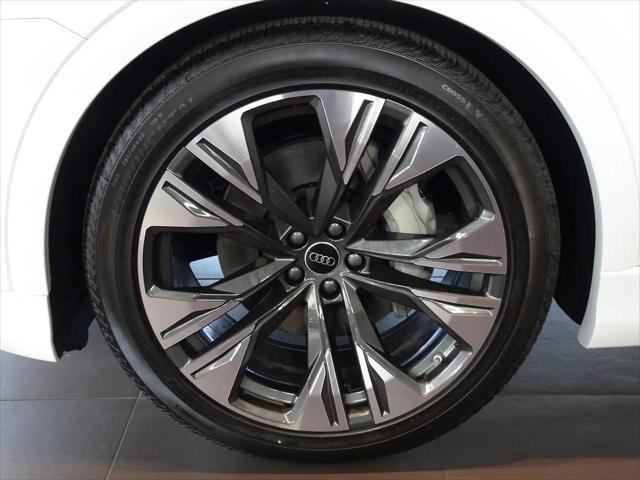 2026 Audi Q8 Premium Plus 55 TFSI quattro Tiptronic