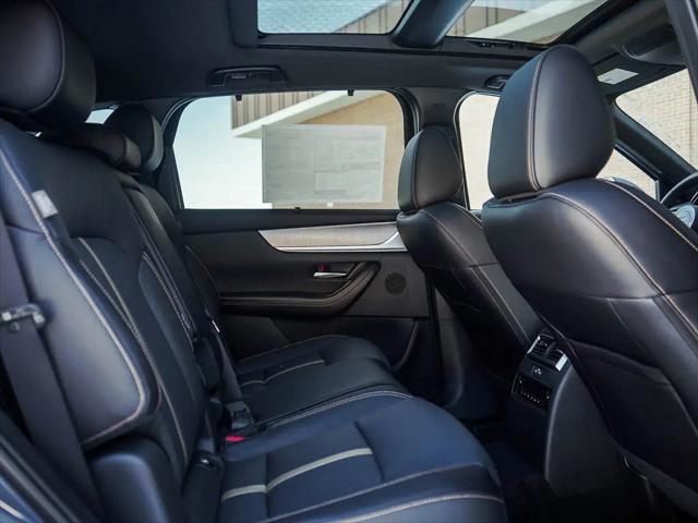 2026 Mazda X-90 Premium Plus