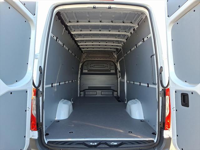2026 Mercedes-Benz Sprinter Cargo Van High Roof 4-Cyl Diesel HO