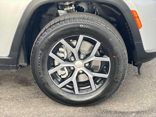2025 Jeep Grand Cherokee L Limited 4x4