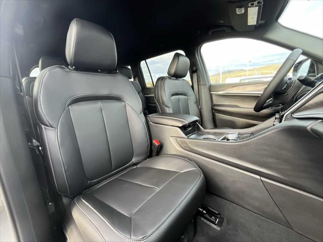 2025 Jeep Grand Cherokee L Limited 4x4