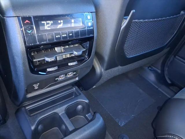 2025 Jeep Grand Cherokee L Altitude X 4x4