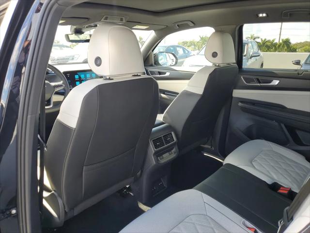 2026 Volkswagen Atlas Cross Sport SEL Premium R-Line