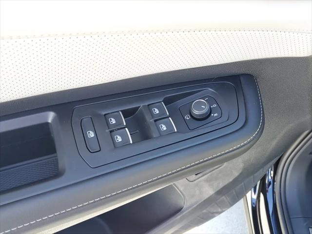 2026 Volkswagen Atlas Cross Sport SEL Premium R-Line