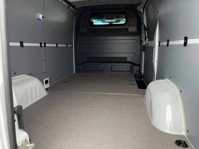 2026 Mercedes-Benz Sprinter 2500 Standard Roof 4-Cyl Diesel HO