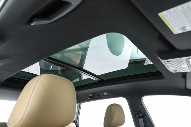 2026 Volkswagen Atlas Cross Sport SE with Technology