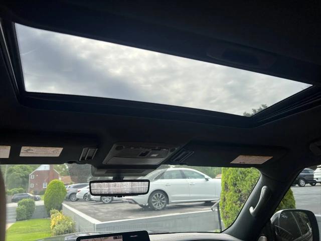2022 INFINITI QX80 SENSORY