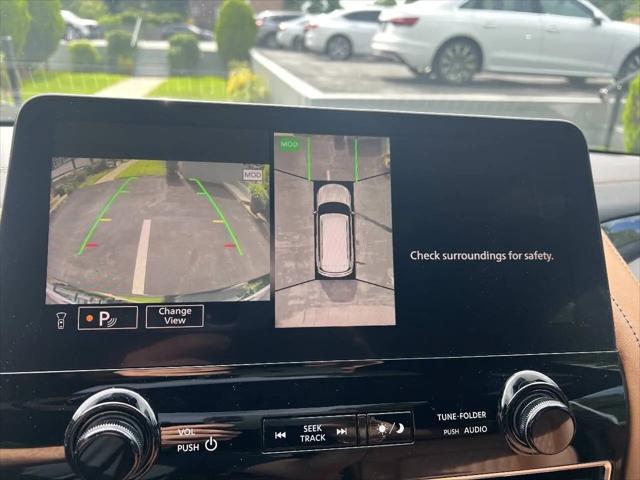 2022 INFINITI QX80 SENSORY