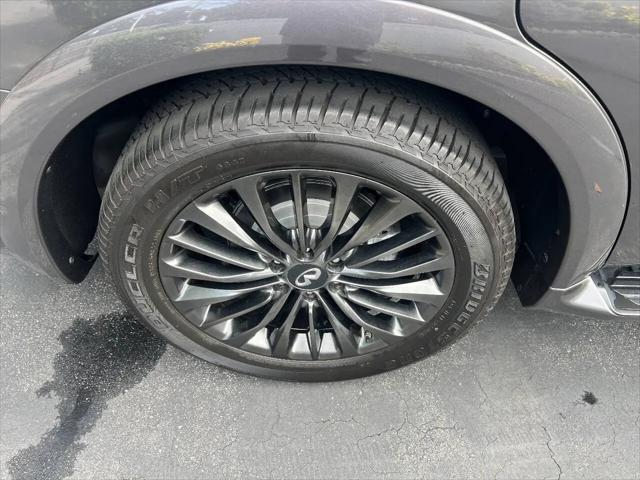 2022 INFINITI QX80 SENSORY