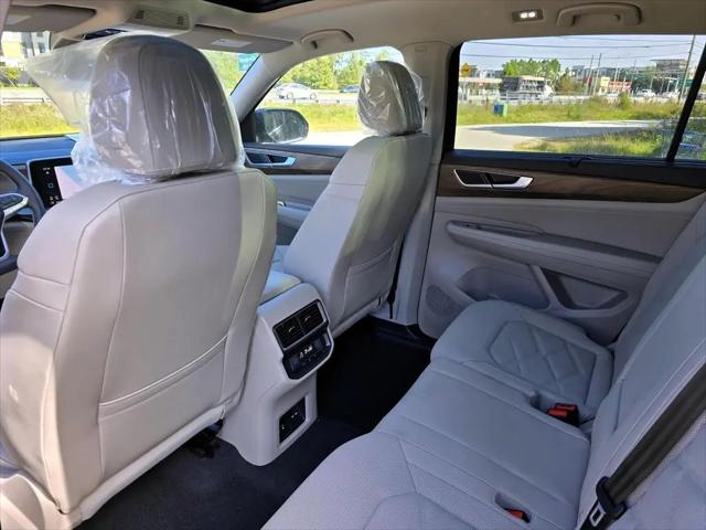 2026 Volkswagen Atlas SE with Technology