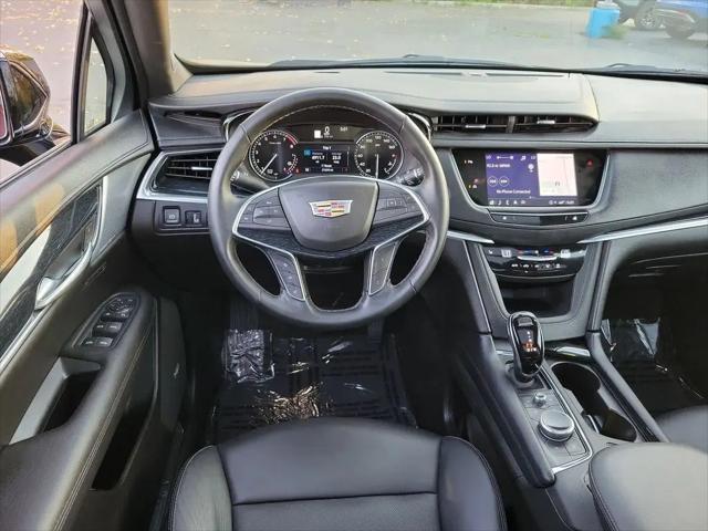 2025 Cadillac XT5 FWD Premium Luxury