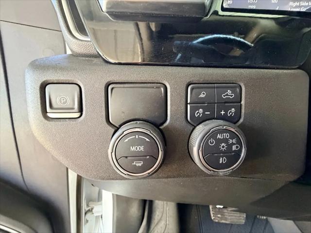 2022 Chevrolet Silverado 1500 2WD Crew Cab Short Bed LTZ