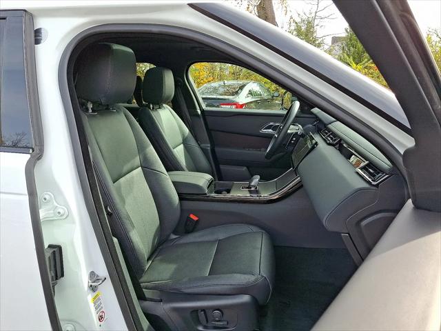 2026 Land Rover Range Rover Velar P250 Dynamic SE