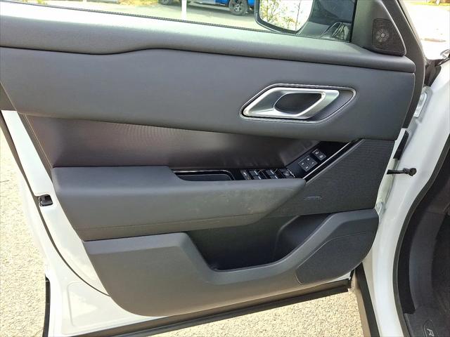 2026 Land Rover Range Rover Velar P250 Dynamic SE