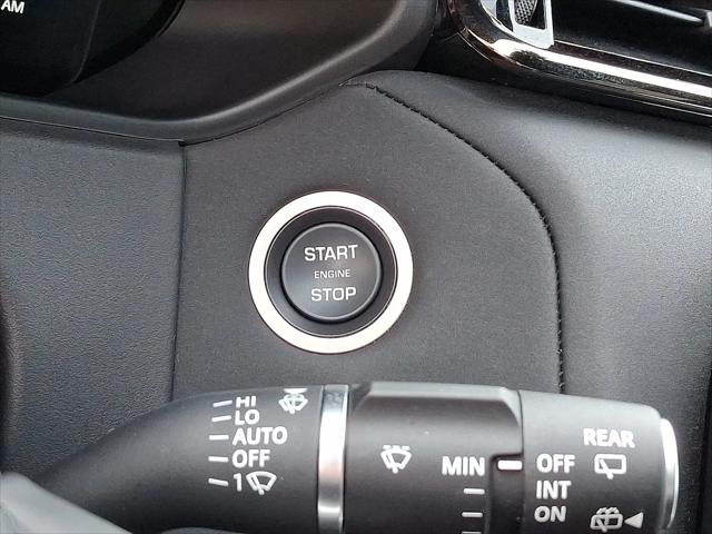 2026 Land Rover Range Rover Velar P250 Dynamic SE