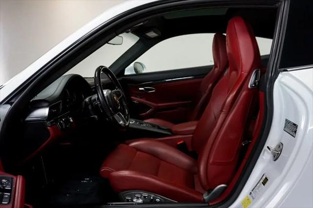 2019 Porsche 911 Turbo S