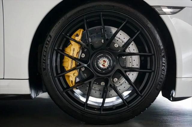 2019 Porsche 911 Turbo S